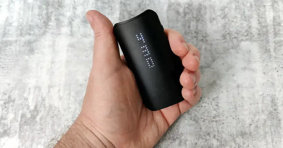 header image for the article The Best DaVinci IQ3 and IQC Accessories: Batteries, Mouthpieces, Dosage Pods, Water Tools and Spares