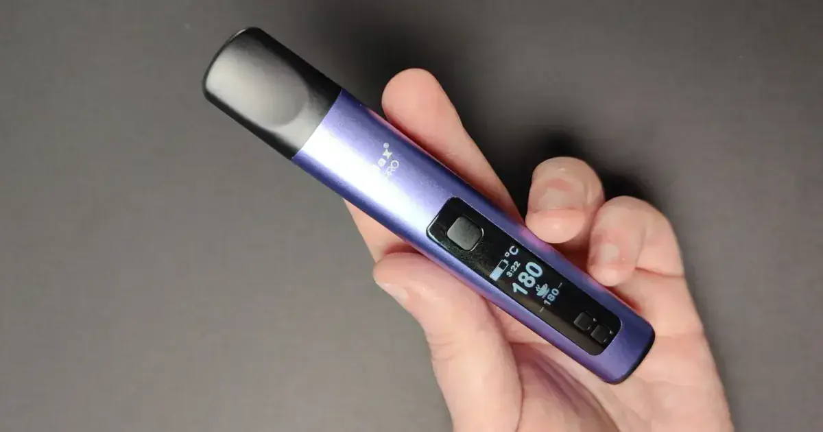 header image for the article The Best XMAX V3 Pro Accessories: Batteries, Dosing Capsules, Glass Mouthpieces, Water Pipe Adapters and Cooling Stems